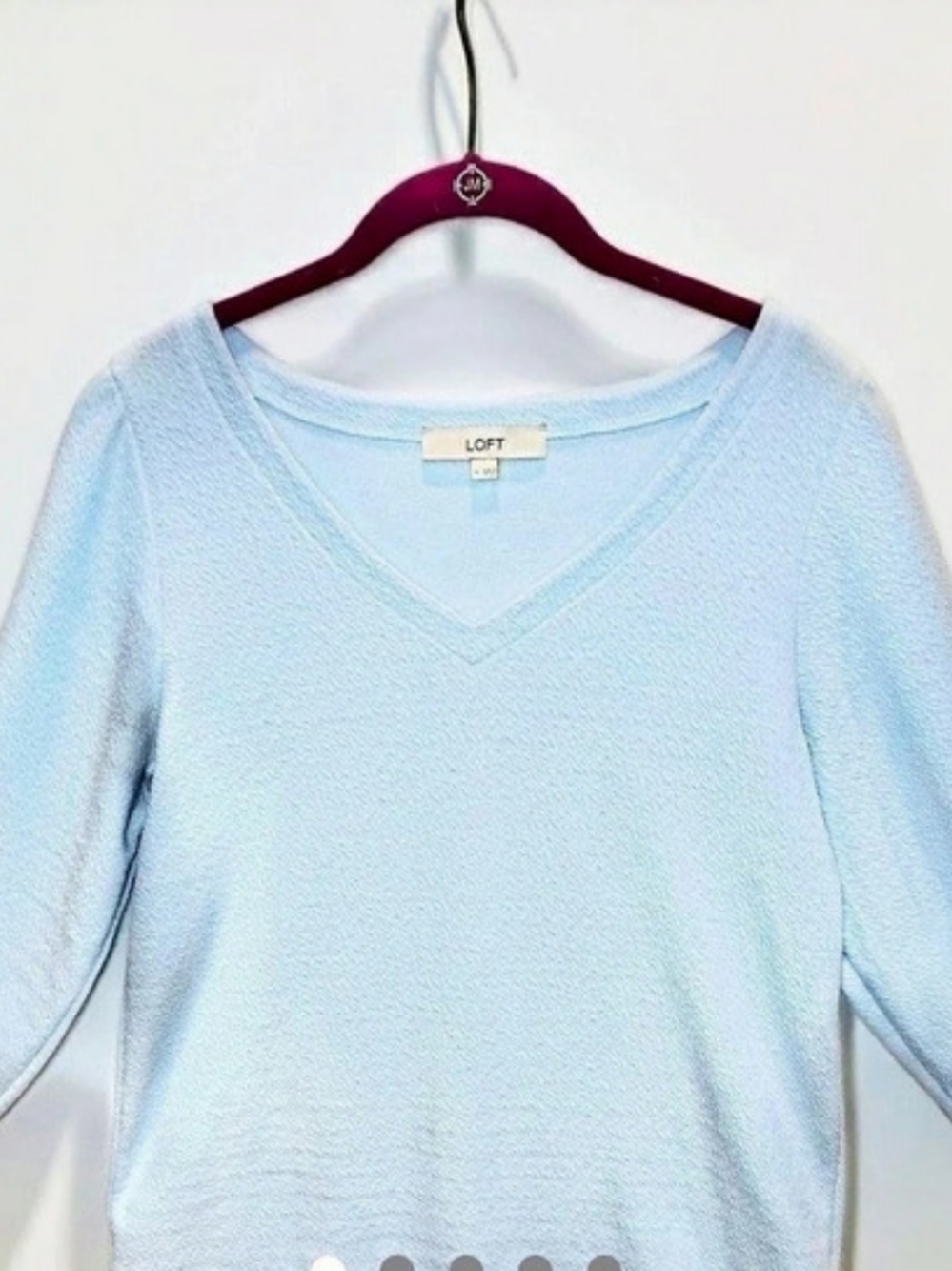 LOFT V-Neck Blouse in Blue Size Medium Like New